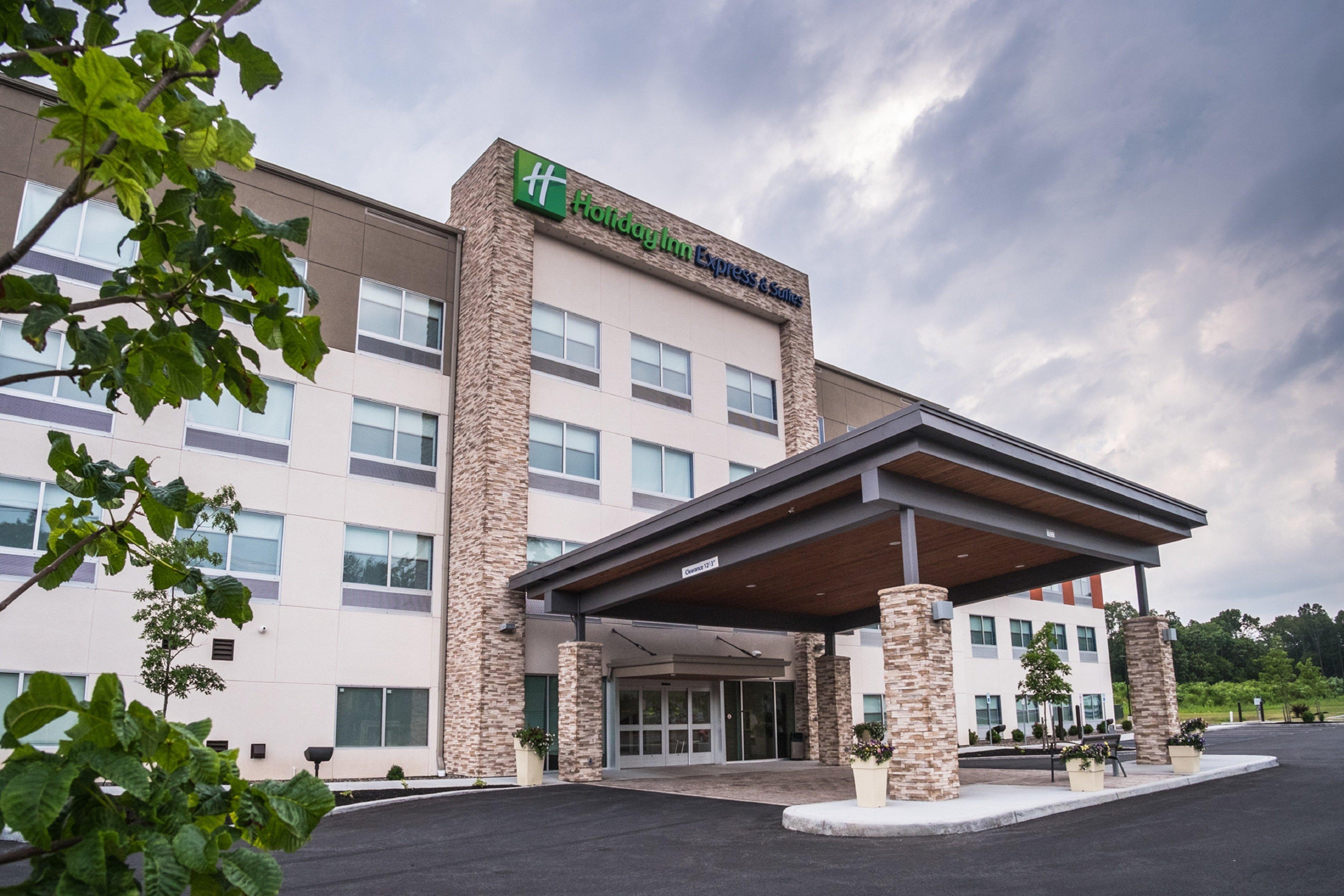 Holiday Inn Express & Suites Kingston-Ulster By Ihg Lake Katrine Экстерьер фото