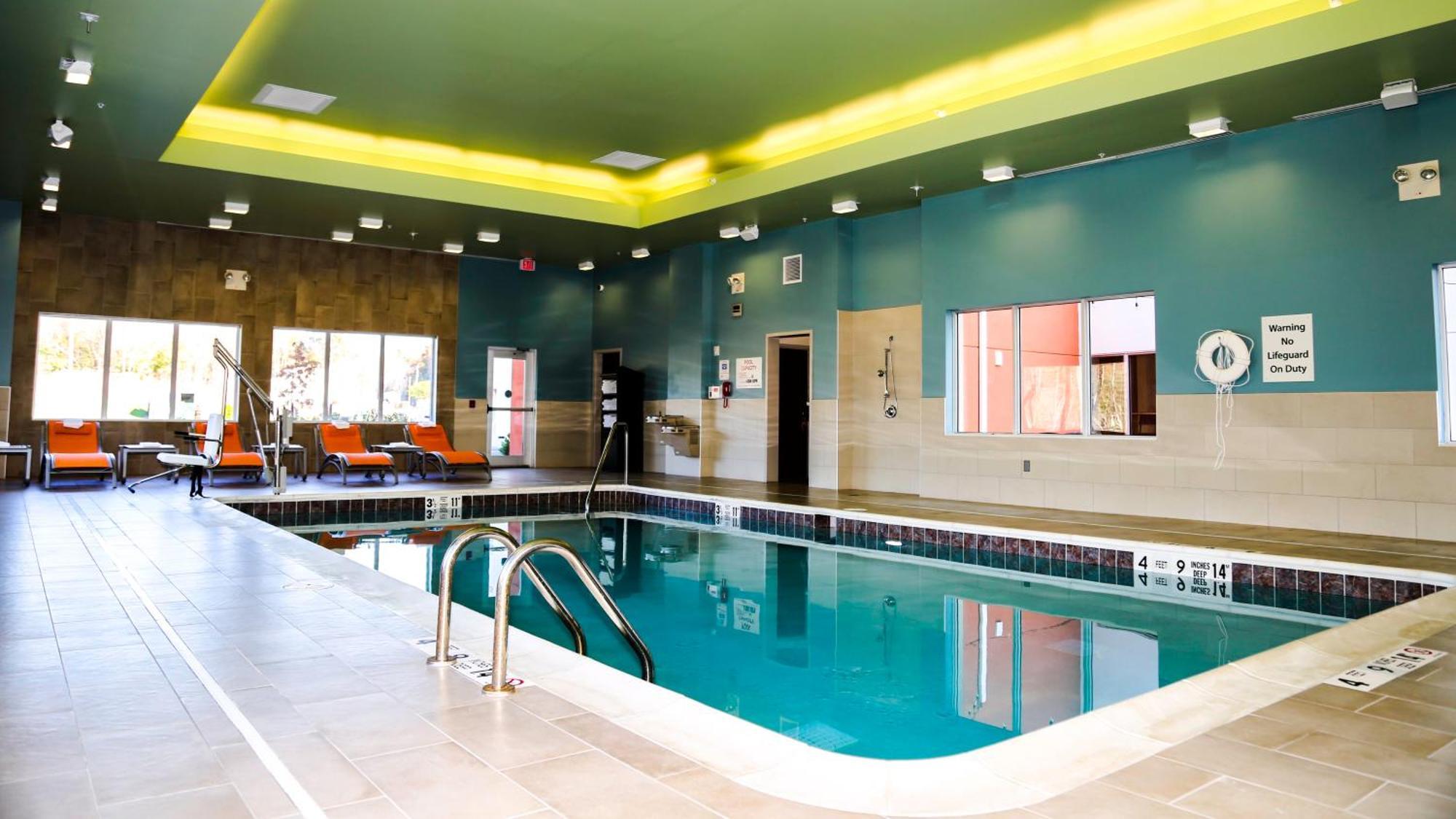 Holiday Inn Express & Suites Kingston-Ulster By Ihg Lake Katrine Экстерьер фото